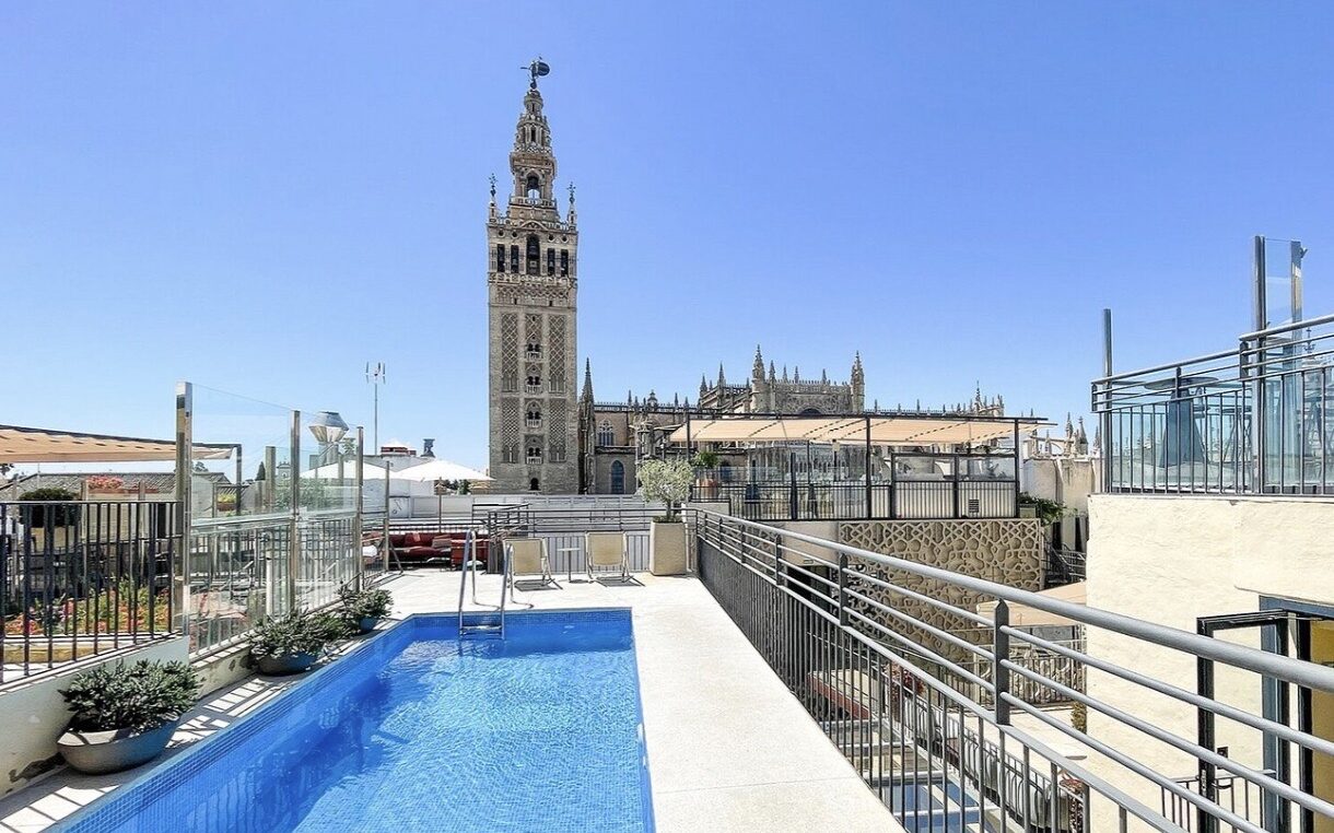 EME Catedral Hotel seville pool