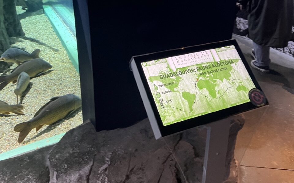 aquarium de seville information screen