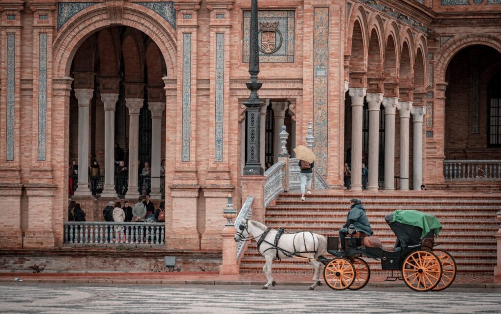 horse and carriage in seville
