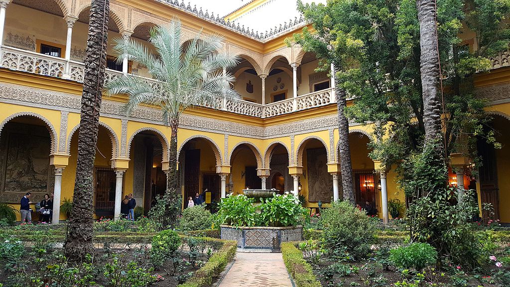 Palacio de las Duenas Seville courtyard