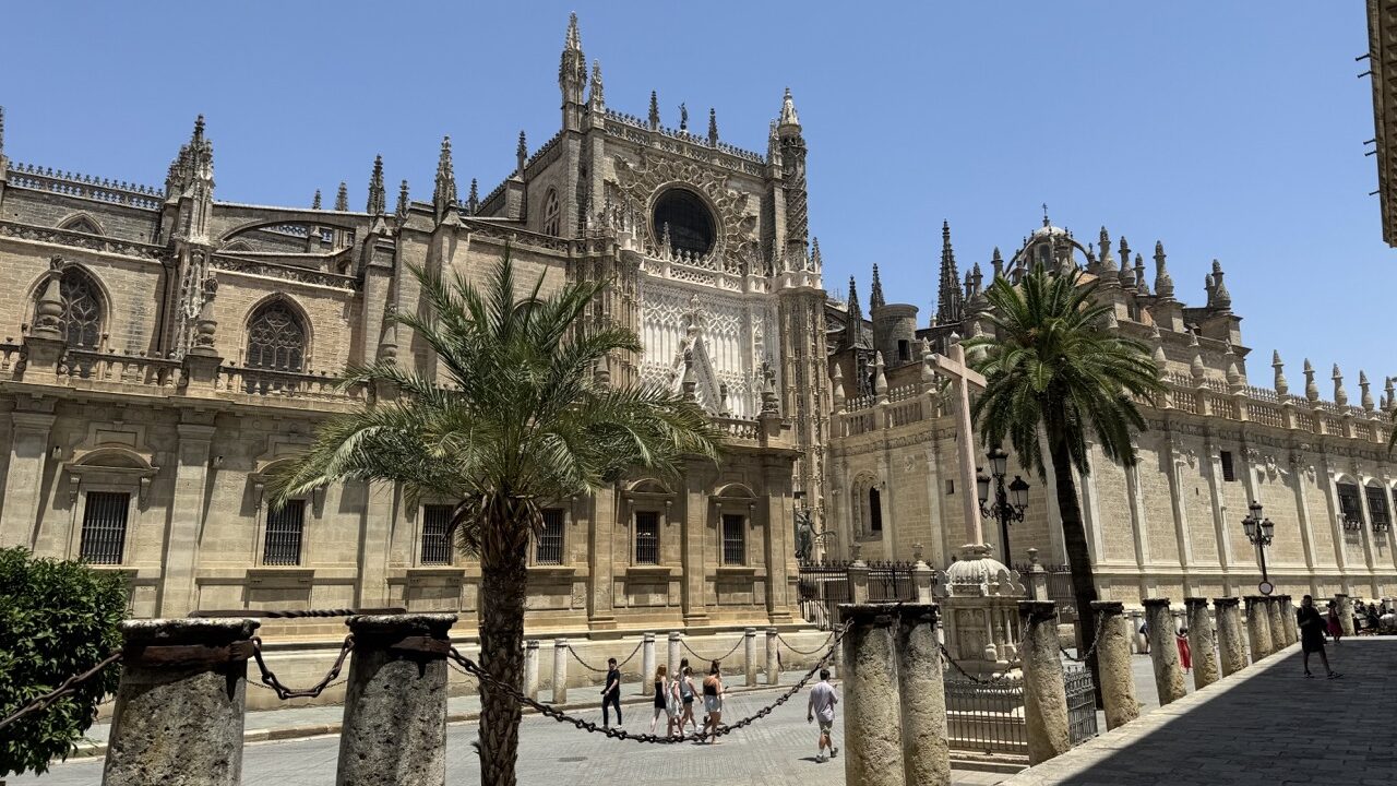 seville cathedral outside