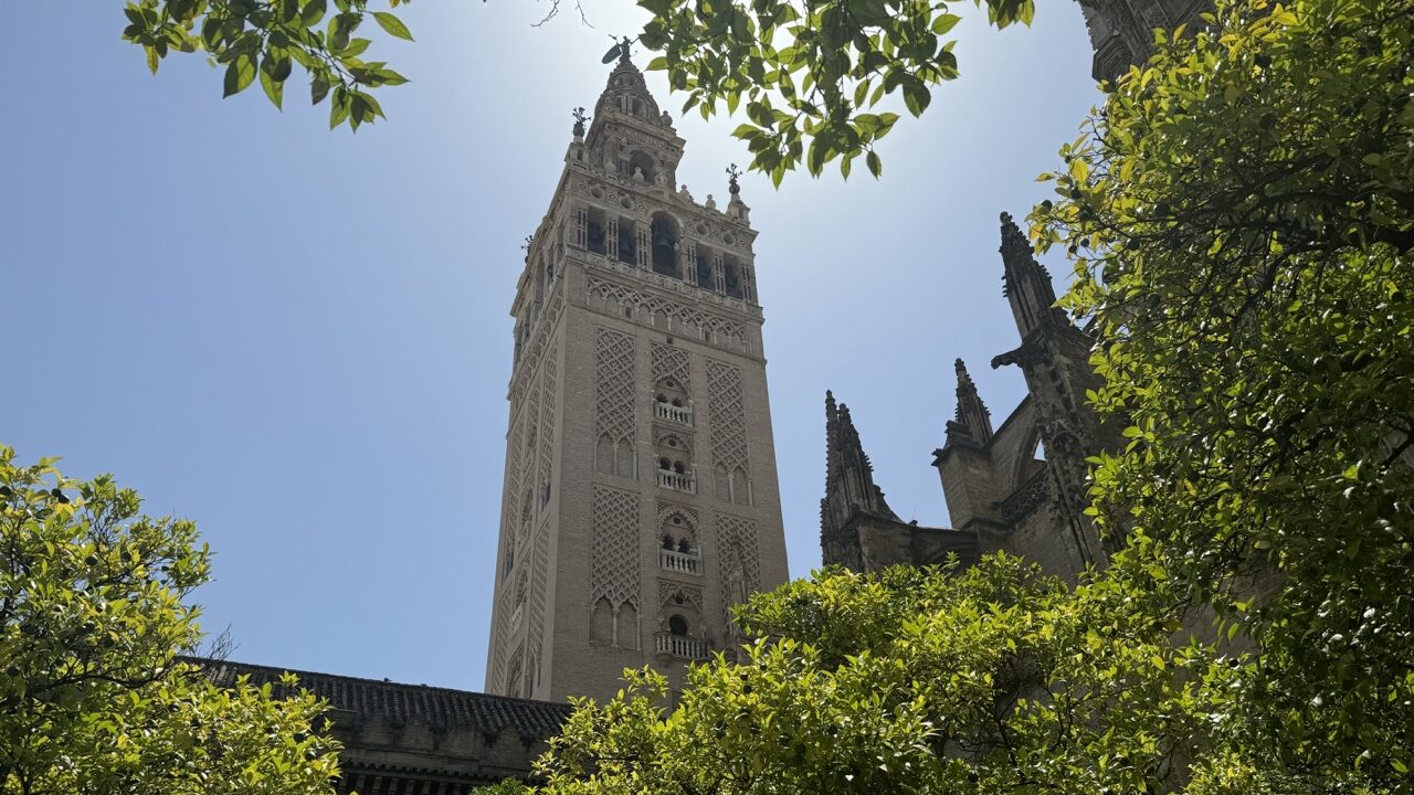 giralda tower seville cathedral