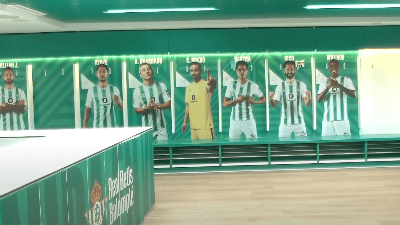 changin room at real betis Benito Villamarín Stadium