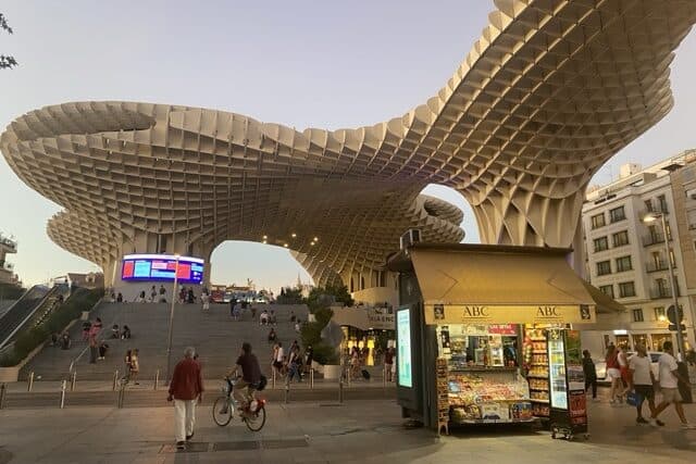 People walking around Metropol Parasol Seville
