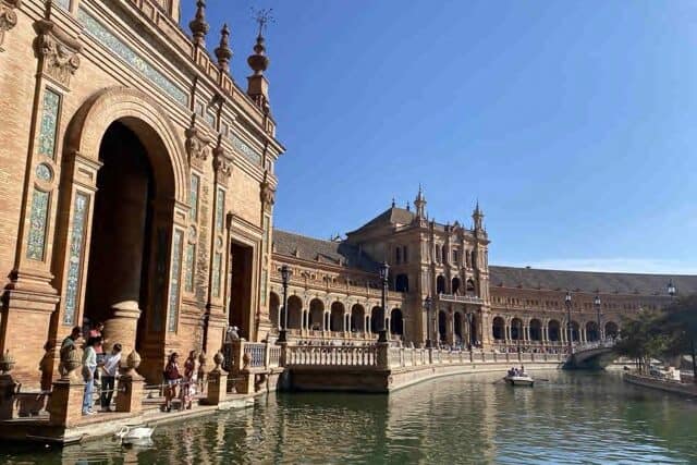Canal in Plaza de Espana Seville